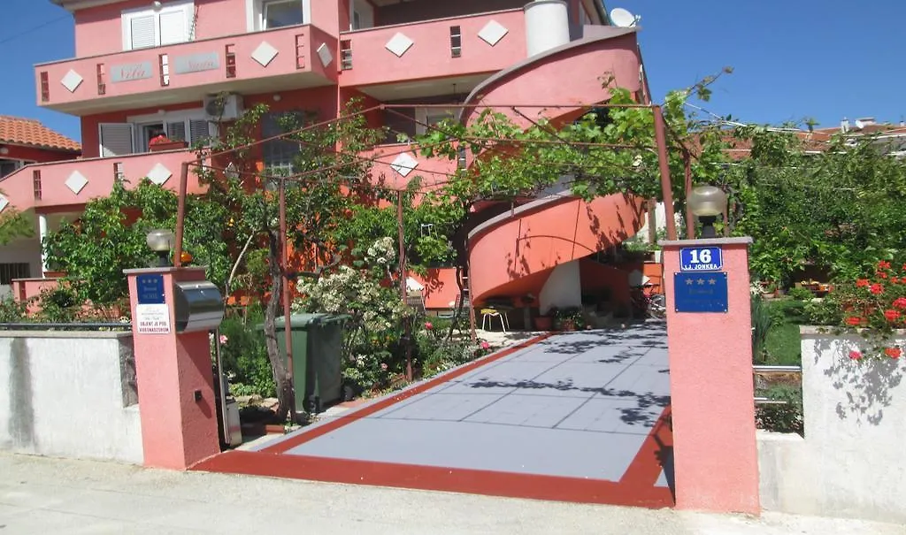 Affittacamere Villa Nada Zara